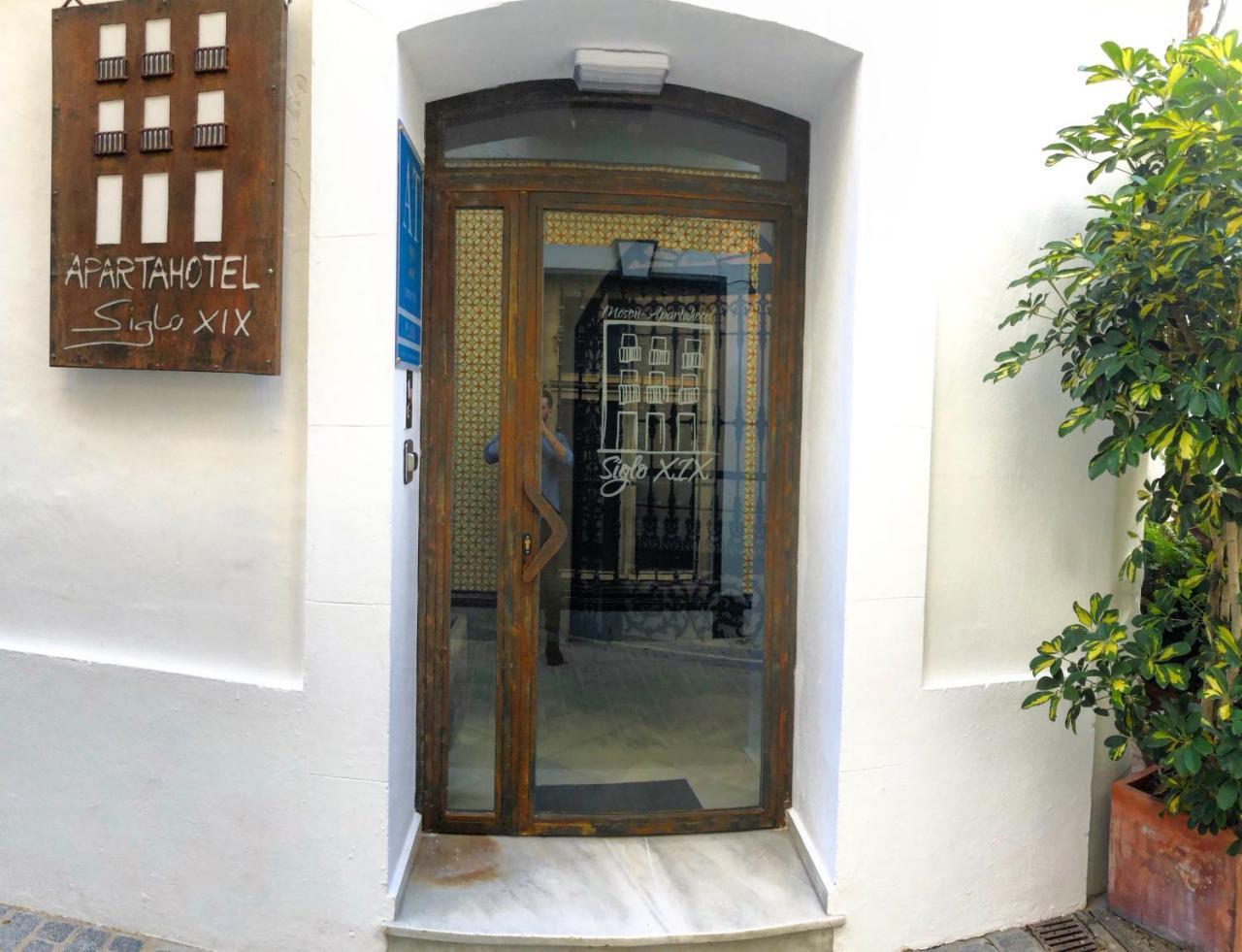 Apartahotel Siglo XIX Tarifa Esterno foto